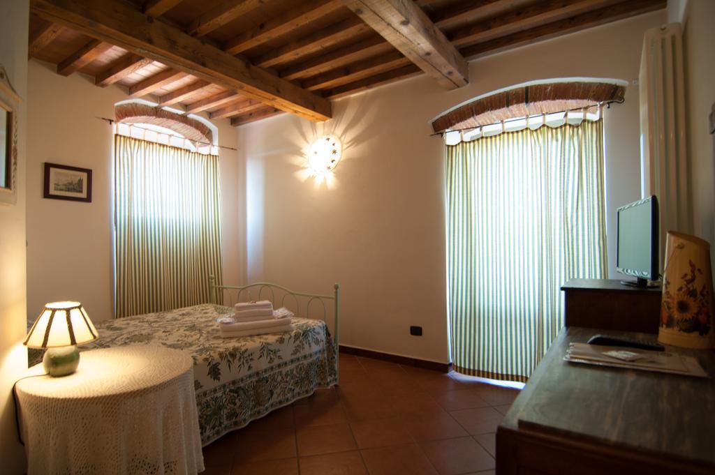 Arpaderba B&B Ливорно Экстерьер фото